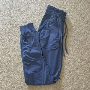 Lululemon Beyond the Studio Jogger in the color Water Drop size 0